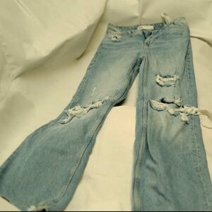 Zara mid rise skinny ripped jeans